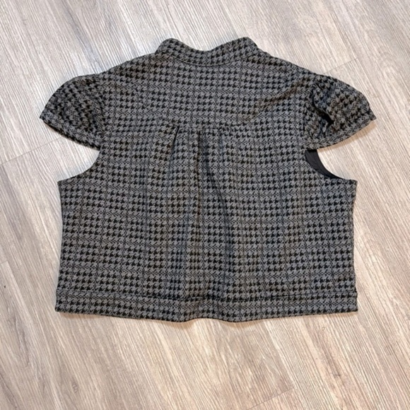 CONTEMPO By Penningtons crop sweater blazer with cap sleeves. Great with a dress - Picture 2 of 7